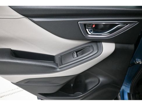 Used 2022 Subaru Forester Limited image 25