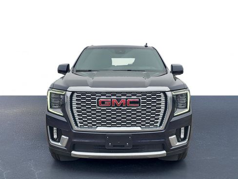 Used 2023 GMC Yukon Denali image 2