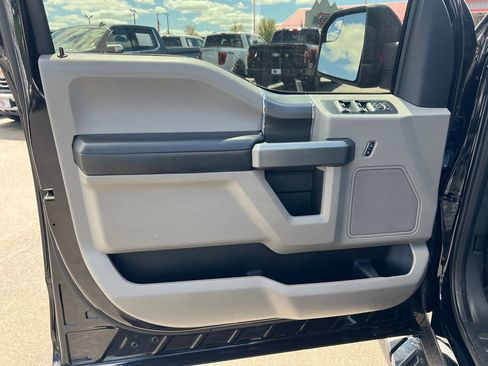 Used 2018 Ford F150 XLT w/ Equipment Group 302A Luxury AWD/4WD image 31