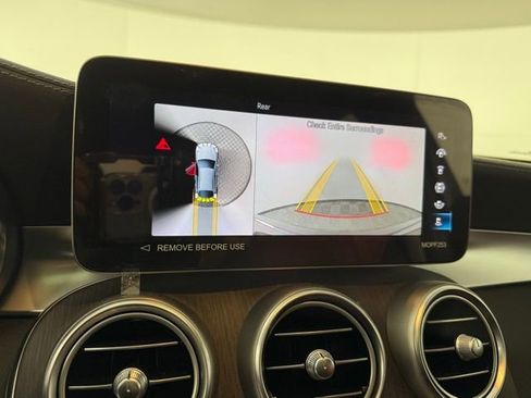 Used 2023 Mercedes-Benz GLC 300 4MATIC Coupe image 20