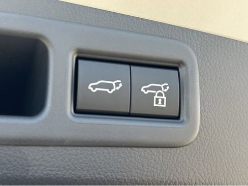 New 2026 Lexus RX 450h AWD image 22