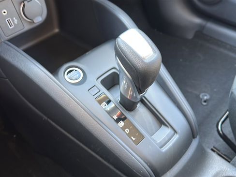 New 2025 Nissan Kicks Play S image 24