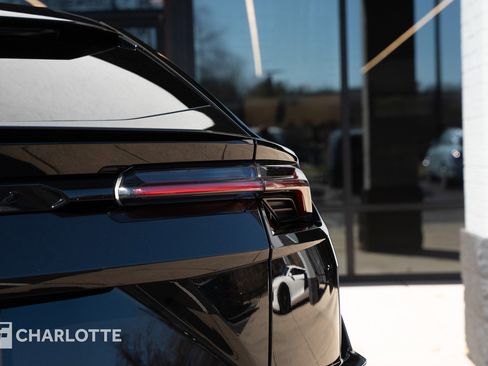 Used 2024 Lamborghini Urus S image 17