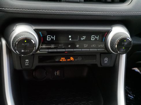 Certified 2024 Toyota RAV4 XLE w/ Convenience Package AWD/4WD image 23