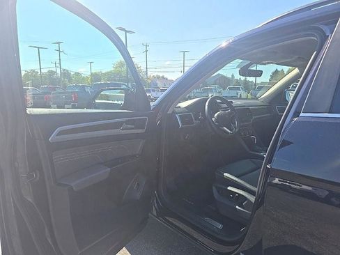 Used 2022 Volkswagen Atlas SE image 9