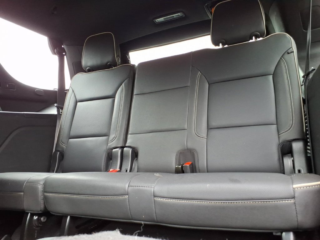 Used 2022 GMC Yukon SLT AWD/4WD image 16