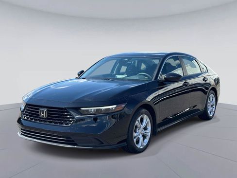 Certified 2023 Honda Accord LX image 8