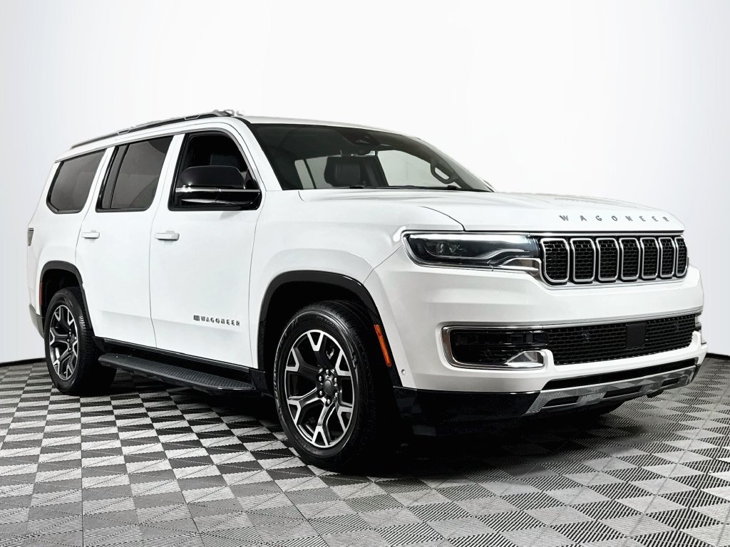 Used 2024 Jeep Wagoneer Series III AWD/4WD image 1