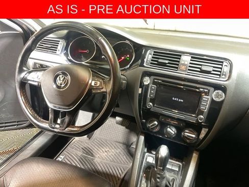 Used 2015 Volkswagen Jetta TDI SE image 14