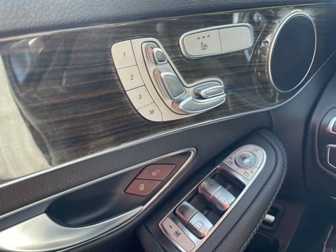 Used 2018 Mercedes-Benz C 300 Sedan w/ Premium Package image 27