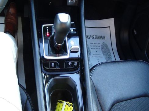 Certified 2024 Jeep Compass Trailhawk w/ Sun and Sound Group image 36