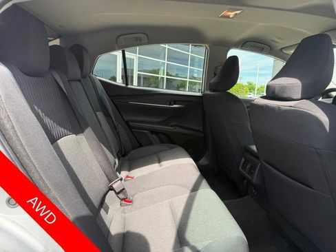 Used 2025 Toyota Camry LE AWD/4WD image 12