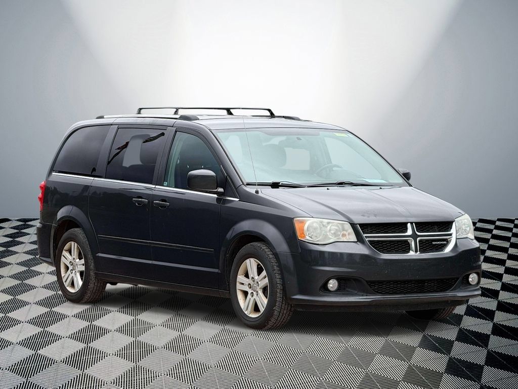 Used 2011 Dodge Grand Caravan Crew FWD image 4