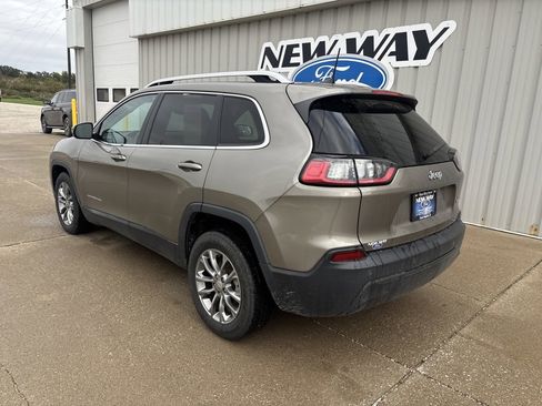 Used 2020 Jeep Cherokee Latitude Plus w/ Cold Weather Group image 6
