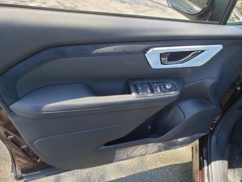 New 2026 Subaru Forester Limited AWD/4WD image 11