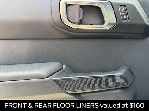 New 2025 Ford Bronco Badlands image 11