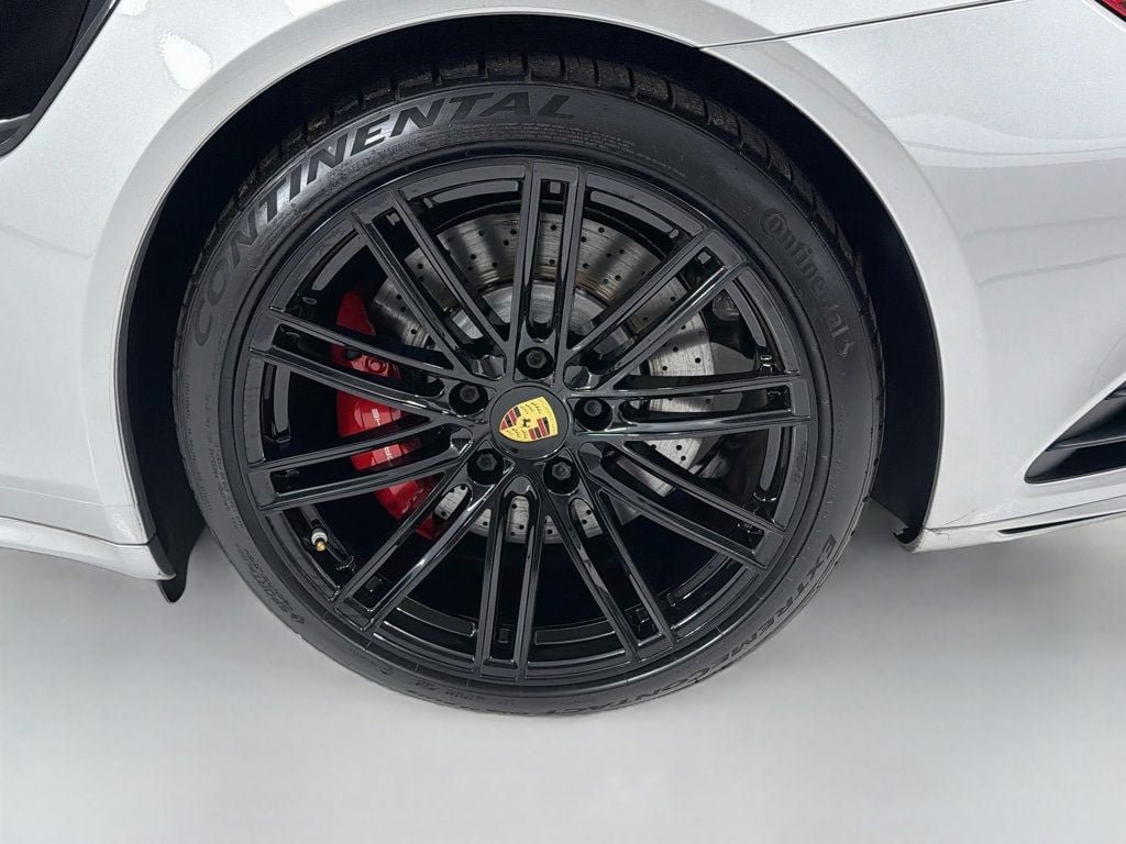Certified 2017 Porsche 911 4 Coupe AWD/4WD image 34