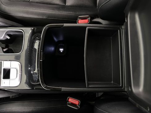 Used 2022 Kia Telluride SX w/ Towing Package image 25