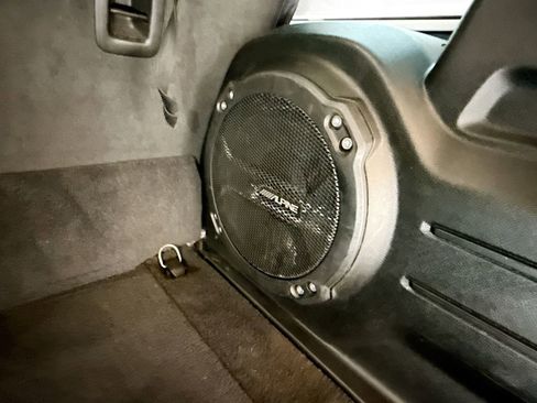 Used 2023 Jeep Wrangler Unlimited Sahara w/ Cold Weather Group AWD/4WD image 31
