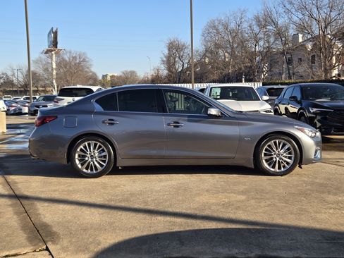 Used 2020 INFINITI Q50 Luxe w/ Essential Package (3.0T Luxe) image 5