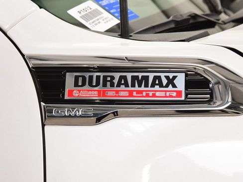 Used 2022 GMC Sierra 3500 Denali AWD/4WD image 17