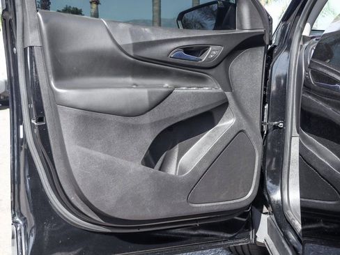 Used 2022 Chevrolet Equinox LT image 13