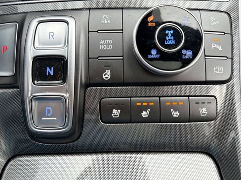Certified 2023 Hyundai Santa Fe Limited AWD/4WD image 17