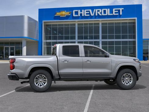 New 2026 Chevrolet Colorado LT w/ LT Convenience Package AWD/4WD image 6