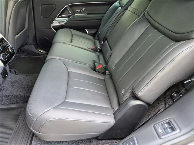 New 2027 Land Rover Range Rover Long Wheelbase SE AWD/4WD image 15