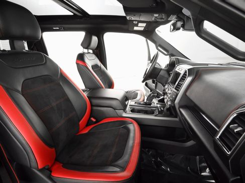 Used 2016 Ford F150 Lariat w/ Equipment Group 502A Luxury image 26