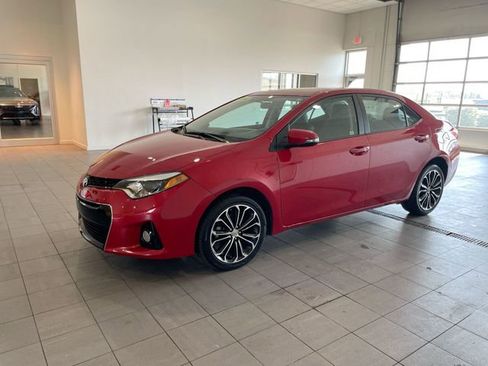 Used 2016 Toyota Corolla S image 2