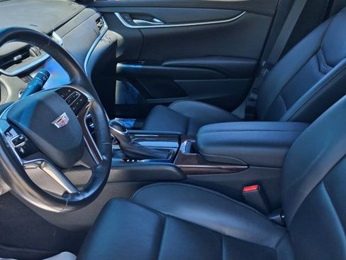 Used 2017 Cadillac XTS FWD image 10
