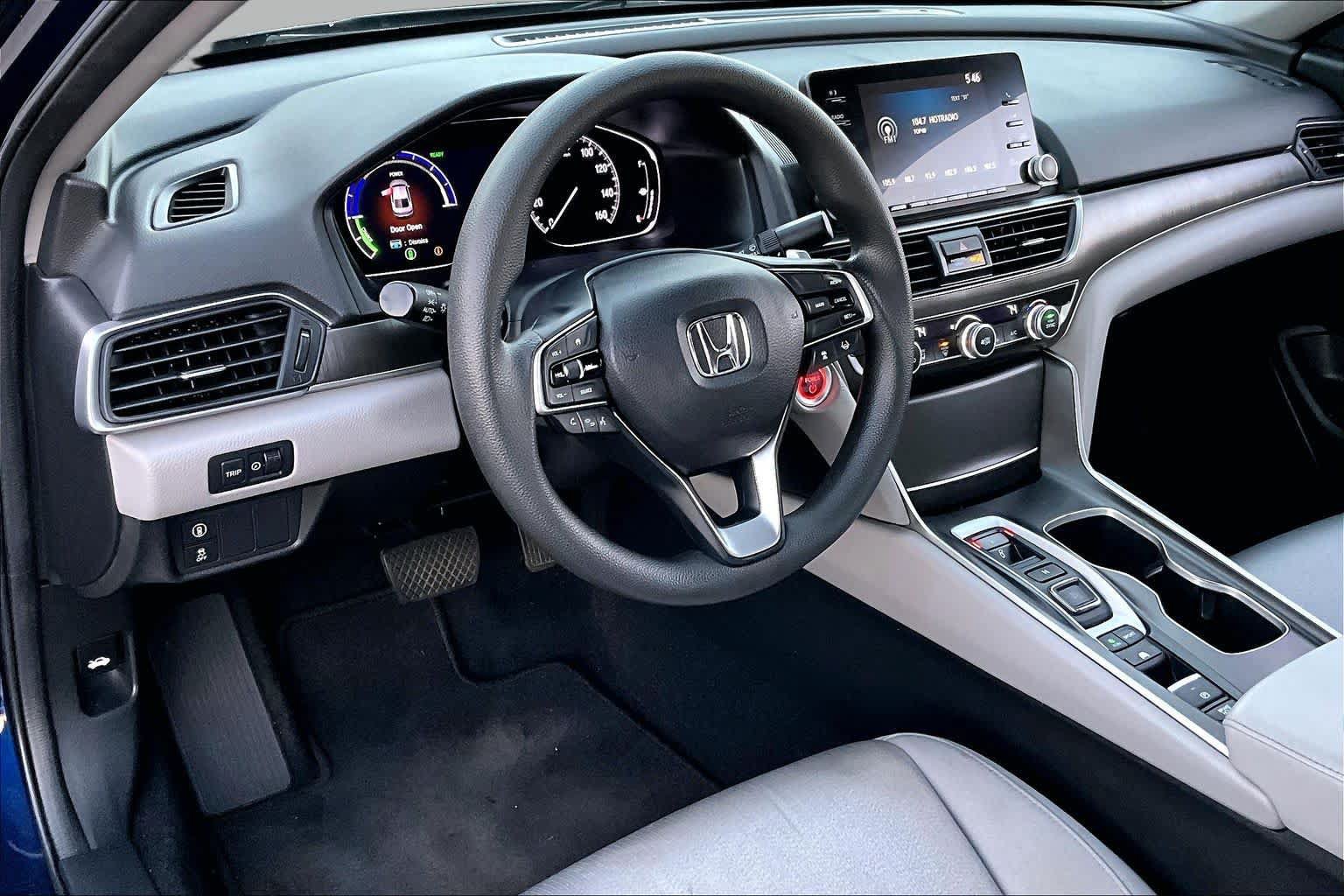 Used 2018 Honda Accord Hybrid image 18