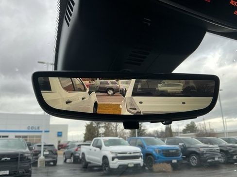 Used 2024 Chevrolet Traverse RS w/ LPO, Floor Liner Package image 31