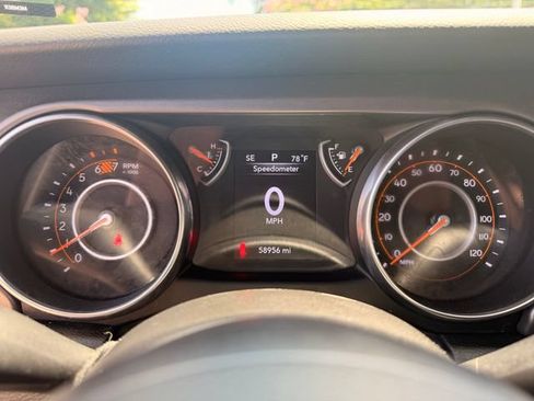 Used 2023 Jeep Wrangler Unlimited Sport AWD/4WD image 15