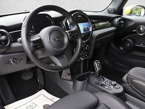 Used 2024 MINI Cooper SE w/ Signature Upholstery Package FWD image 10