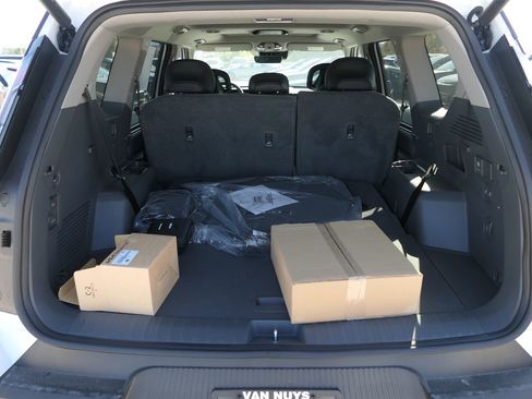 New 2026 Kia EV9 Light image 20