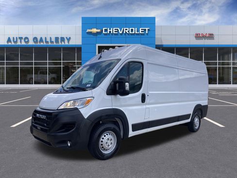 Used 2024 RAM ProMaster 2500 w/ Convenience Group FWD image 1