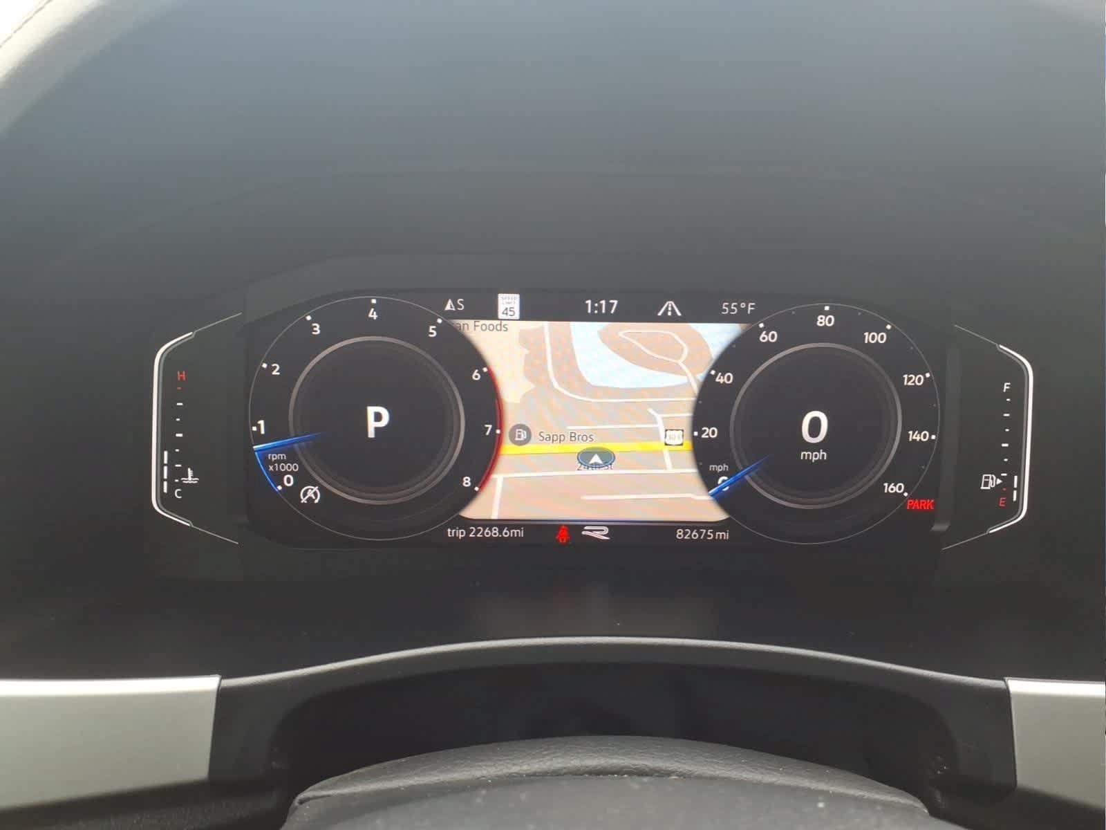 Used 2022 Volkswagen Atlas Cross Sport SEL R-Line AWD/4WD image 18