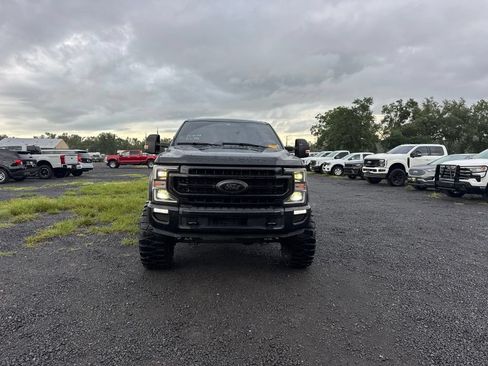 Used 2022 Ford F350 Lariat w/ Tremor Off-Road Package AWD/4WD image 9