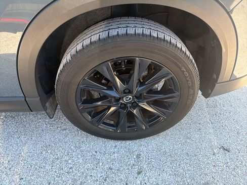 Used 2024 MAZDA CX-5 Carbon Edition image 4