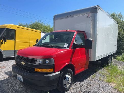 Used 2020 Chevrolet Express 3500 Extended w/ Power Convenience Package RWD image 1
