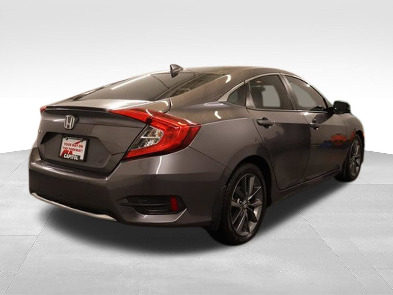Used 2019 Honda Civic EX image 3