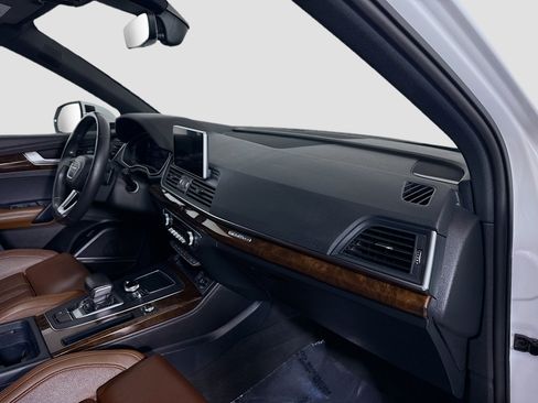 Used 2019 Audi Q5 Prestige AWD/4WD image 30