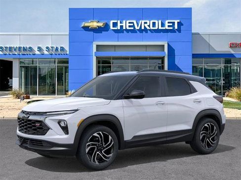 New 2026 Chevrolet TrailBlazer RS image 2