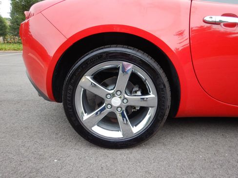 Used 2009 Pontiac Solstice GXP w/ Premium Package RWD image 25