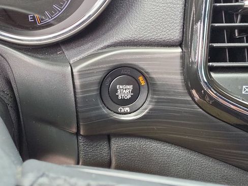 Used 2021 Jeep Grand Cherokee Laredo X AWD/4WD image 28