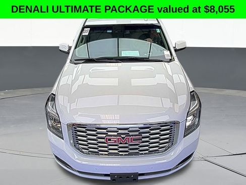 Used 2019 GMC Yukon Denali w/ Denali Ultimate Package image 2