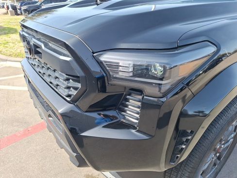 Used 2024 Toyota Tacoma TRD Sport image 10