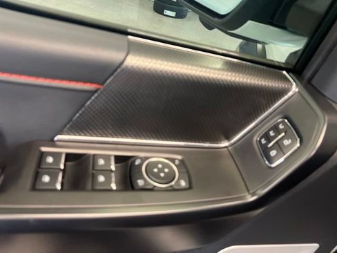 Used 2025 Ford F150 Raptor AWD/4WD image 33
